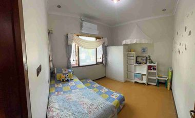 Disewakan Rumah Lux Full Furnished Di Kompleks Kawaluyaan Indah