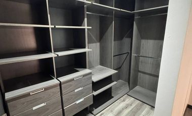 ¿Buscas la tranquilidad del campo con las comodidades de la ciudad? ¡Este apartamento en Chía es para ti! 🌿✨  Ubicado en la exclusiva y tranquila Ver