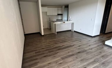¿Buscas la tranquilidad del campo con las comodidades de la ciudad? ¡Este apartamento en Chía es para ti! 🌿✨  Ubicado en la exclusiva y tranquila Ver