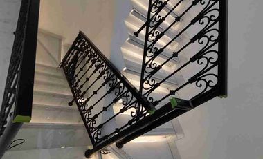 Rumah sewa Baru di pancoran dekat Tugu pancoran jakarta selatan