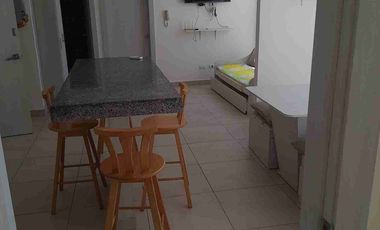 Alquilo Departamento Semiamoblado de 2 dormitorios en piso 3 con Ascensor  en Los Condominios CAMBORIU, diagonal al Colegio RUBIRA, EN EL CENTRO DE SALINAS