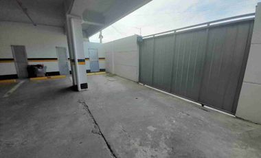 Alquilo Departamento SemiAmoblado de 1 Dormitorio en Piso 3 con Ascensor, en Los Condominios CAMBORIU, frente al COLEGIO RUBIRA, en EL CENTRO DE  SALINAS