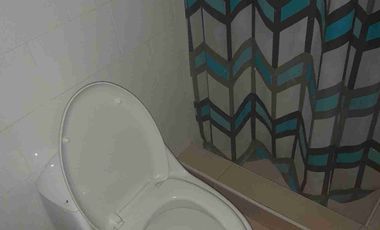 Alquilo Departamento SemiAmoblado de 1 Dormitorio en Piso 3 con Ascensor, en Los Condominios CAMBORIU, frente al COLEGIO RUBIRA, en EL CENTRO DE  SALINAS