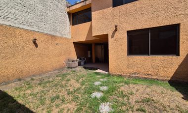 VENTA CASA EN VALLE DORADO