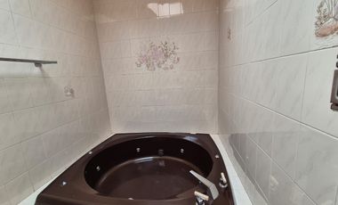 VENTA CASA EN VALLE DORADO