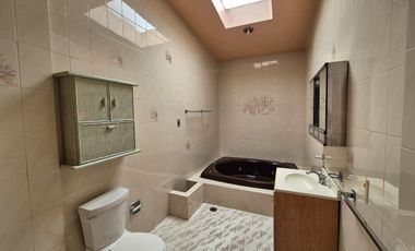 VENTA CASA EN VALLE DORADO