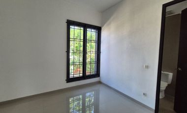 Disewakan Rumah di Darmo Harapan dekat Satelit dan Margomulyo