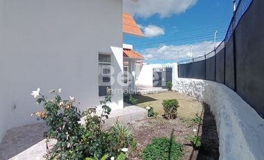 Alquiler Casa Comercial sector Remigio Crespo
