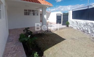 Alquiler Casa Comercial sector Remigio Crespo