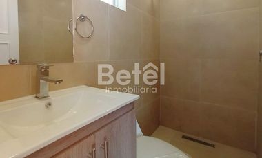 Alquiler Casa Comercial sector Remigio Crespo