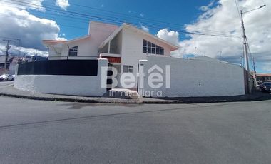 Alquiler Casa Comercial sector Remigio Crespo
