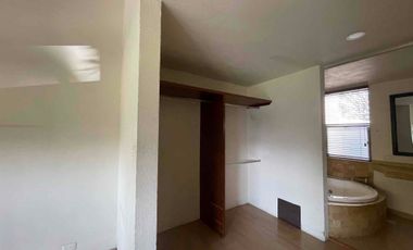 Casa de 4 recámaras en la Isla Lomas de Angelópolis I