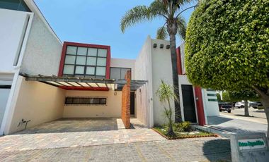 Casa en Lomas de Angelópolis I