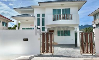 Modern House | Fully Furnished| 3 Bedrooms in Taling Ngam, Koh Samui