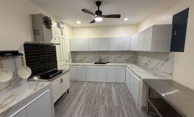 ESCOLTA TWIN TOWER BINONDO-CHINATOWN RIVER VIEW-  Very spacious 185sqm 4BR,4Bath,2 Parkings,newly renovated for sale,P23M only!