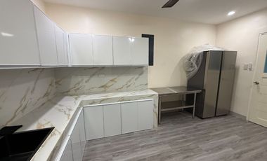 ESCOLTA TWIN TOWER BINONDO-CHINATOWN RIVER VIEW-  Very spacious 185sqm 4BR,4Bath,2 Parkings,newly renovated for sale,P23M only!