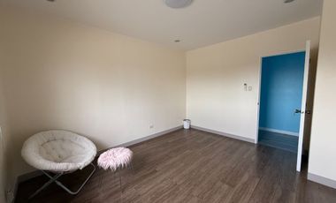 ESCOLTA TWIN TOWER BINONDO-CHINATOWN RIVER VIEW-  Very spacious 185sqm 4BR,4Bath,2 Parkings,newly renovated for sale,P23M only!
