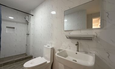 ESCOLTA TWIN TOWER BINONDO-CHINATOWN RIVER VIEW-  Very spacious 185sqm 4BR,4Bath,2 Parkings,newly renovated for sale,P23M only!