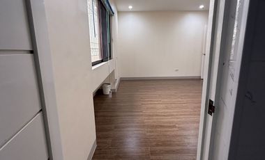 ESCOLTA TWIN TOWER BINONDO-CHINATOWN RIVER VIEW-  Very spacious 185sqm 4BR,4Bath,2 Parkings,newly renovated for sale,P23M only!