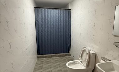 ESCOLTA TWIN TOWER BINONDO-CHINATOWN RIVER VIEW-  Very spacious 185sqm 4BR,4Bath,2 Parkings,newly renovated for sale,P23M only!