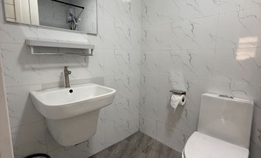 ESCOLTA TWIN TOWER BINONDO-CHINATOWN RIVER VIEW-  Very spacious 185sqm 4BR,4Bath,2 Parkings,newly renovated for sale,P23M only!