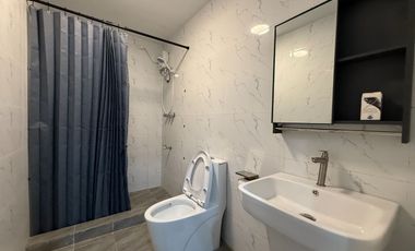 ESCOLTA TWIN TOWER BINONDO-CHINATOWN RIVER VIEW-  Very spacious 185sqm 4BR,4Bath,2 Parkings,newly renovated for sale,P23M only!