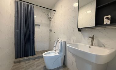 ESCOLTA TWIN TOWER BINONDO-CHINATOWN RIVER VIEW-  Very spacious 185sqm 4BR,4Bath,2 Parkings,newly renovated for sale,P23M only!