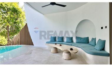 Exquisite 3-Bedroom Villa with Panoramic Seaviews in Plailaem