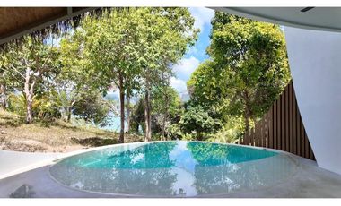 Exquisite 3-Bedroom Villa with Panoramic Seaviews in Plailaem