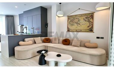 Exquisite 3-Bedroom Villa with Panoramic Seaviews in Plailaem