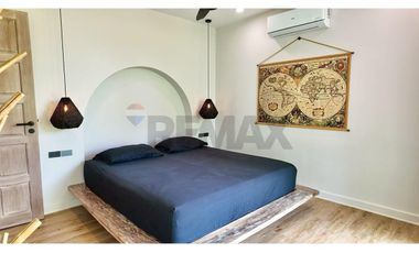 Exquisite 3-Bedroom Villa with Panoramic Seaviews in Plailaem