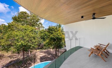 Exquisite 3-Bedroom Villa with Panoramic Seaviews in Plailaem