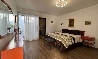 CASA AMUEBLADA EN RENTA DE UNA SOLA PLANTA, REMODELADA, ALTAMIRA,ZAPOPAN