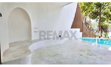 3-Bedroom Villa with Seaviews in Plailaem (Unfurnished)
