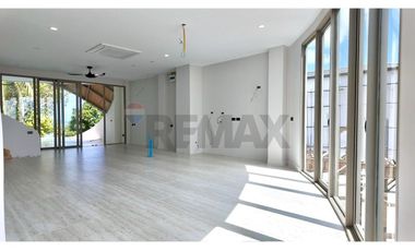 3-Bedroom Villa with Seaviews in Plailaem (Unfurnished)