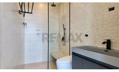 3-Bedroom Villa with Seaviews in Plailaem (Unfurnished)