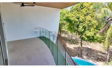 3-Bedroom Villa with Seaviews in Plailaem (Unfurnished)
