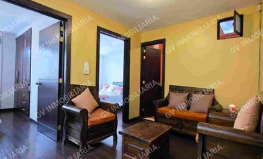 EN VENTA - CASA CON 3 DORMITORIOS AMPLIOS, sector Las Pencas - Av. Del Tejar.