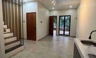 Rumah Cantik Ready Stock di Bojongsari Dekat The Park Sawangan, Toll, Indogrosir Ciputat, RS. Mitra Keluarga Pamulang