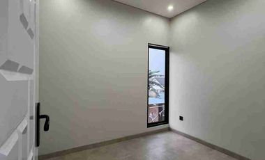 Rumah Cantik Ready Stock di Bojongsari Dekat The Park Sawangan, Toll, Indogrosir Ciputat, RS. Mitra Keluarga Pamulang