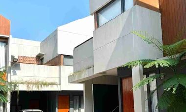 Rumah Cantik Ready Stock di Bojongsari Dekat The Park Sawangan, Toll, Indogrosir Ciputat, RS. Mitra Keluarga Pamulang