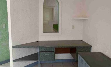 Departamento semi amueblado en renta.