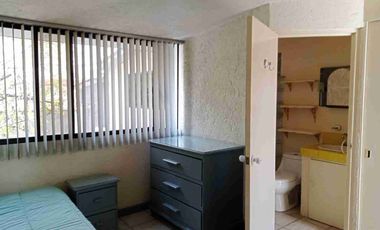 Departamento semi amueblado en renta.