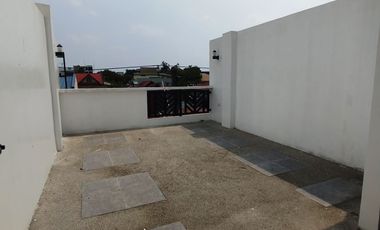 7.9M Fir Sale Townhouse in Sta Lucia Pasig Brandnew near E Bank Road - JB