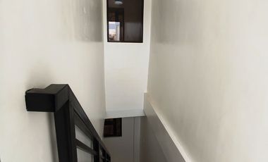 7.9M Fir Sale Townhouse in Sta Lucia Pasig Brandnew near E Bank Road - JB