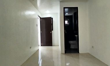 7.9M Fir Sale Townhouse in Sta Lucia Pasig Brandnew near E Bank Road - JB