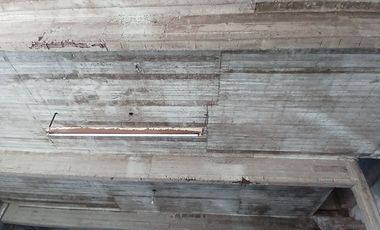 GALPON EN VENTA  - COLON 6450  GALPON DESARROLLADO SOBRE LOTE DE 10 X 44, CON AMPLIO ESPACIO LIBRE DE TERRENO Y EXCELENTE ALTURA