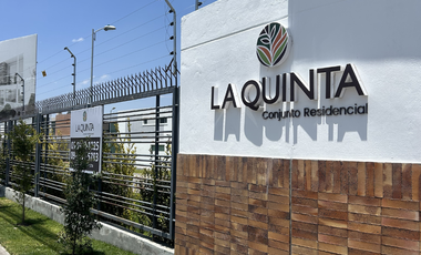 Casa de Venta en Latacunga. Conjunto La Quinta.