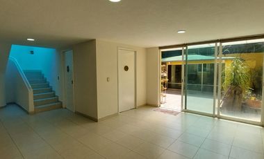 Casa en venta en Jardines de Santa Mónica