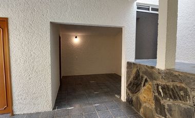 Casa en venta en Jardines de Santa Mónica